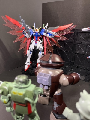 ガンダムとモビルスーツ